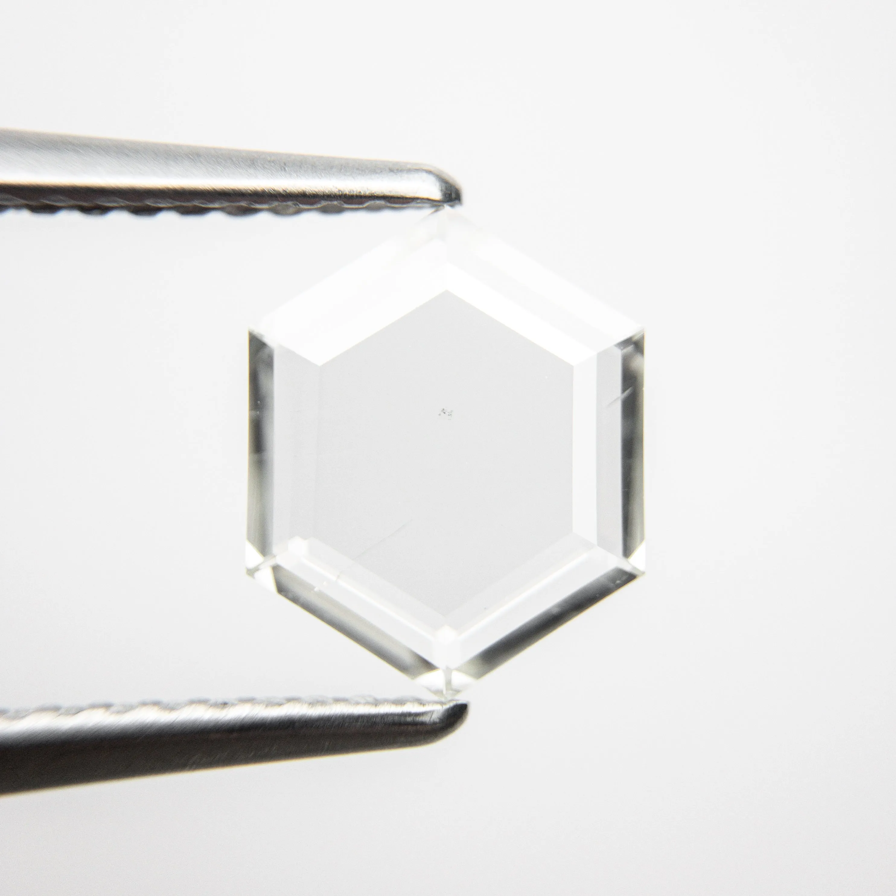 1.02ct 9.42x7.55x1.33mm SI2 L Hexagon Portrait Cut 18878-03