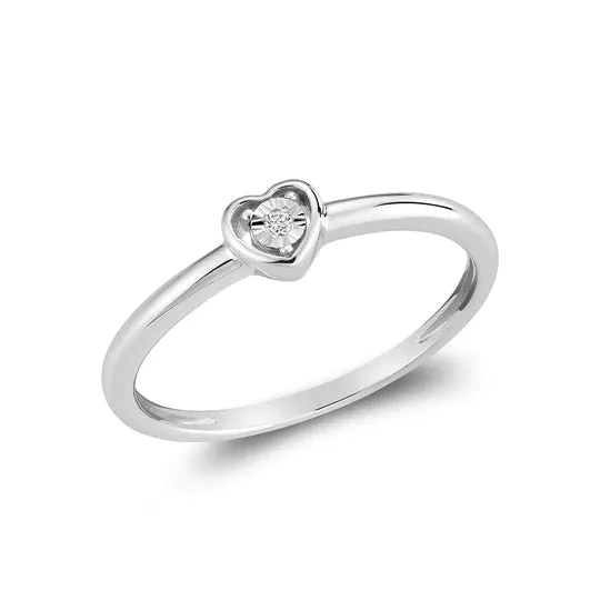 10k Gold Heart Shaped Centre Diamond Ring